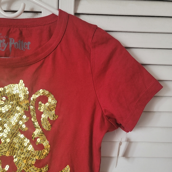 WARNER BROS Studio London Harry Potter Griffindor Cotton Tee, Size M - Picture 5 of 9